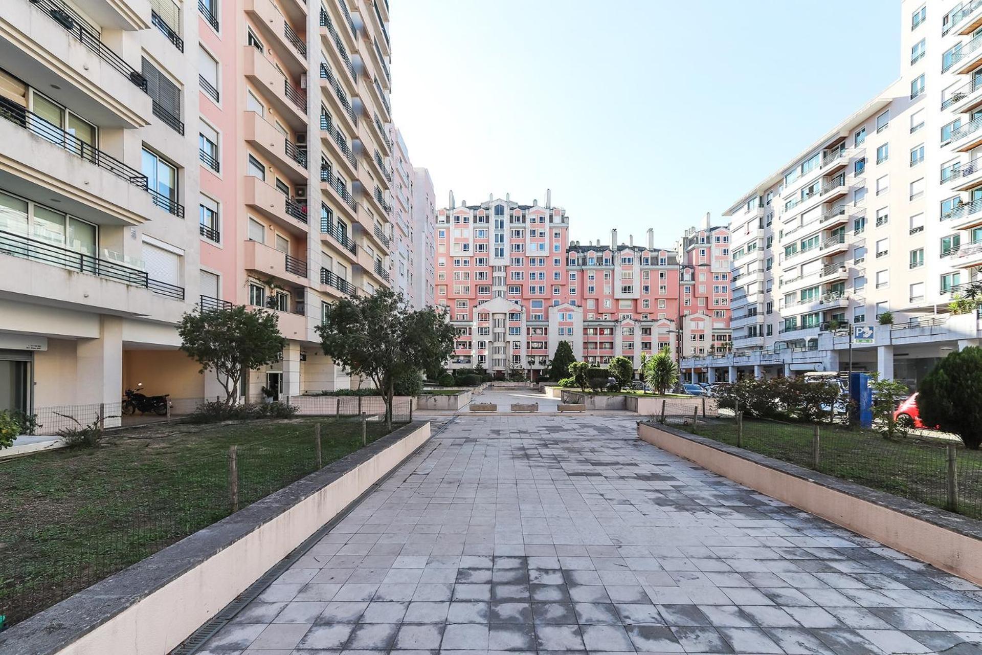Telheiras Premium By Homing Apartment Lisbon Luaran gambar